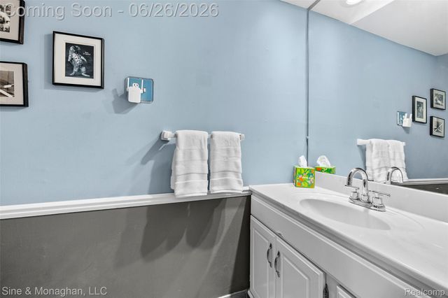 19120 Eldridge Lane, Southfield, MI 48076