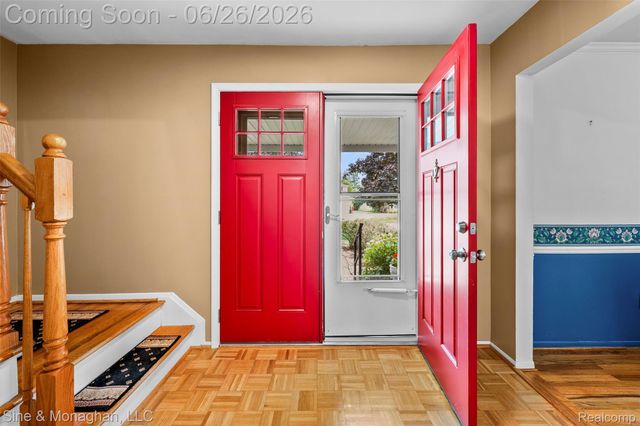 19120 Eldridge Lane, Southfield, MI 48076
