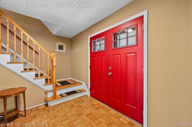 19120 Eldridge Lane, Southfield, MI 48076
