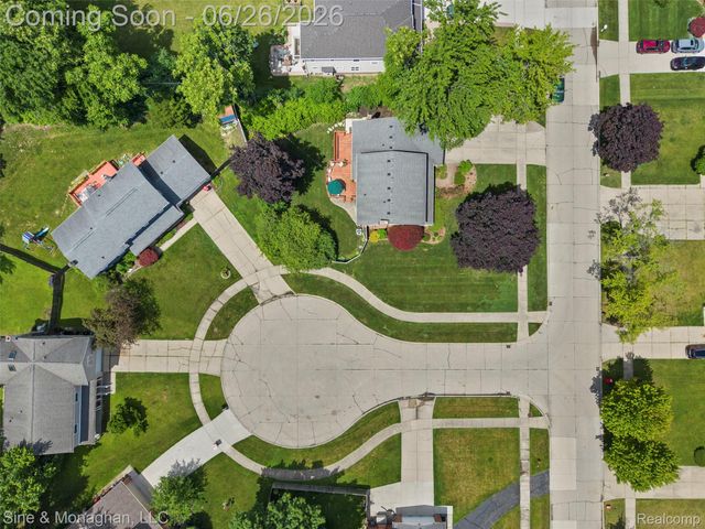 19120 Eldridge Lane, Southfield, MI 48076