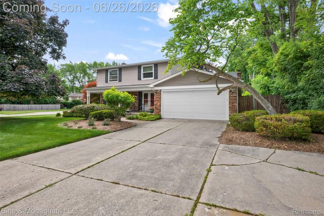 19120 Eldridge Lane, Southfield, MI 48076