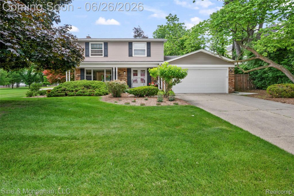19120 Eldridge Lane, Southfield, MI 48076