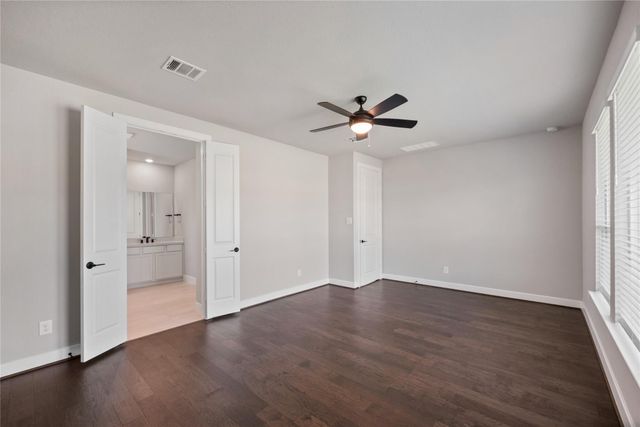 103 E Christine Manor Drive, Montgomery, TX 77316