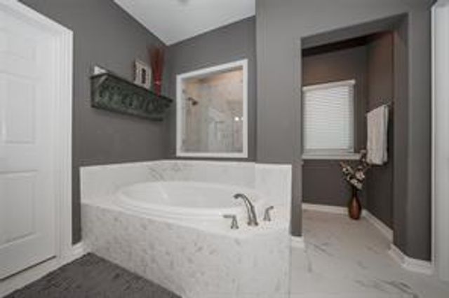 27511 Caldwell Sky Lane, Fulshear, TX 77441