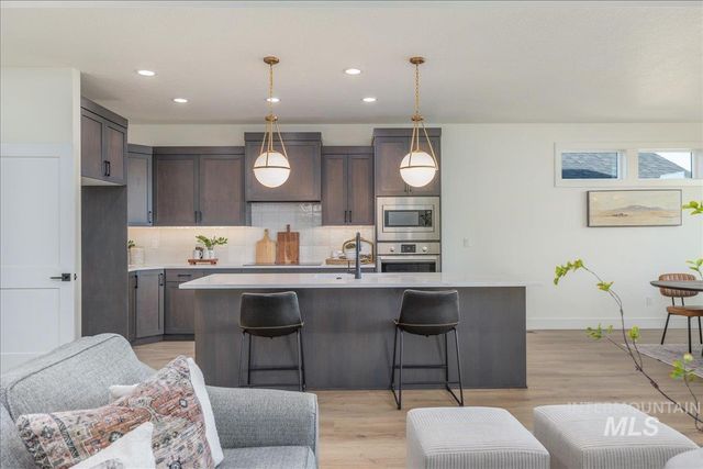 430 S Radiator Way, Boise, ID 83716