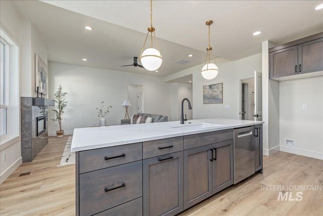 430 S Radiator Way, Boise, ID 83716