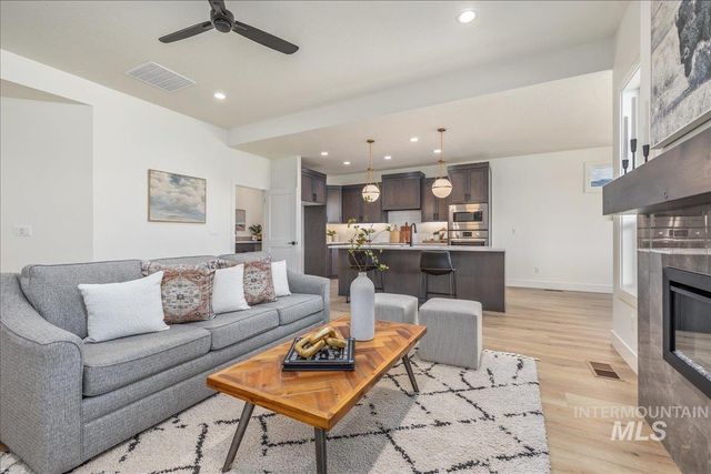 430 S Radiator Way, Boise, ID 83716