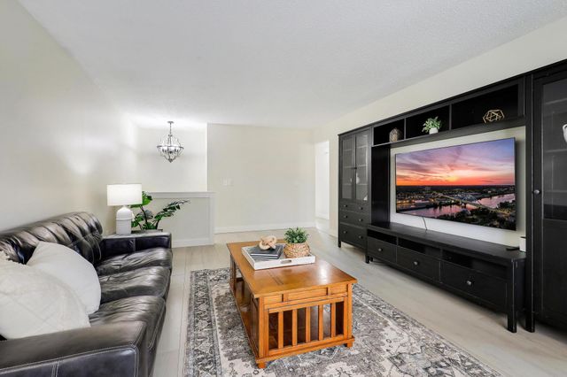 14149 Ash Circle NE, Prior Lake, MN 55372