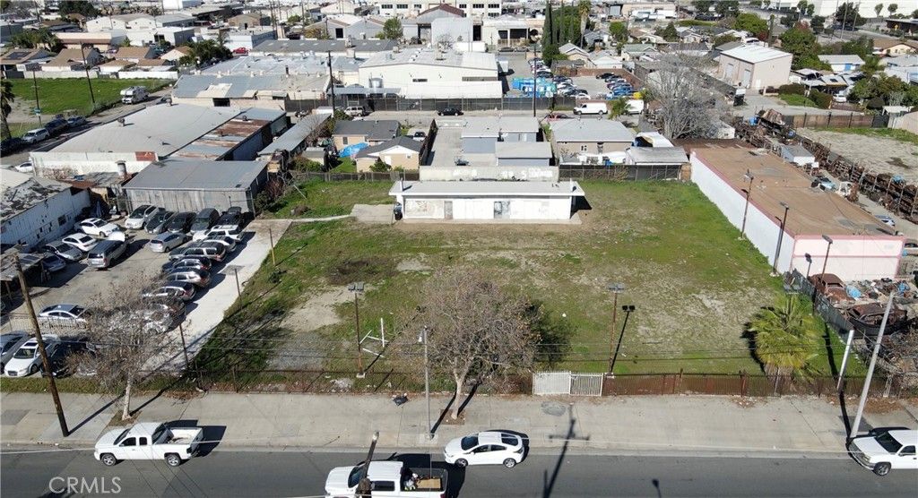 1137 E Mission Boulevard, Pomona, CA 91766 — exterior