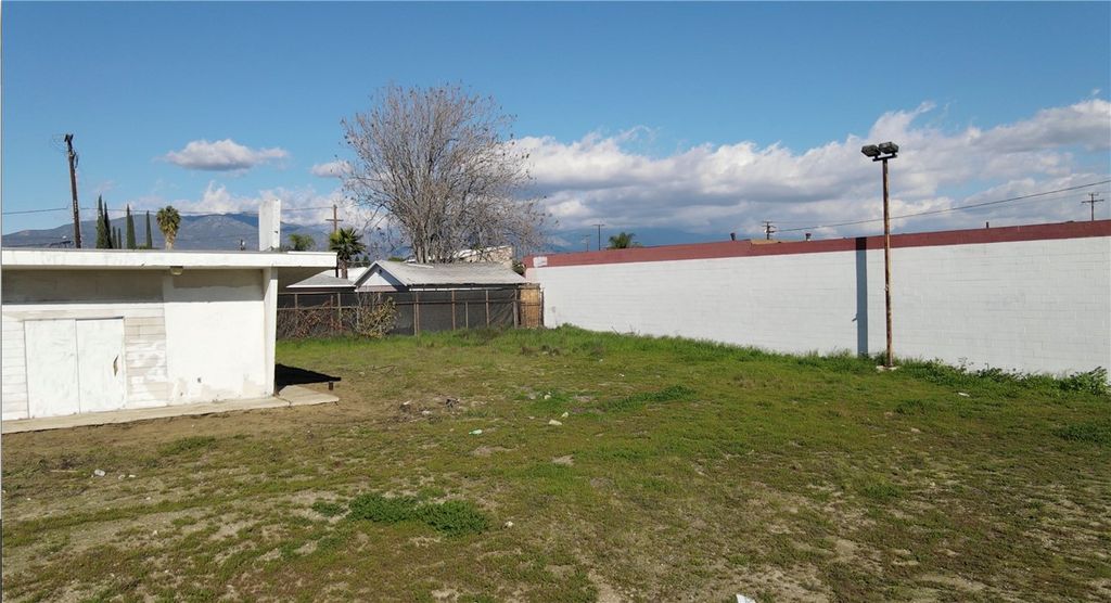 1137 E Mission Boulevard, Pomona, CA 91766 — photo 3