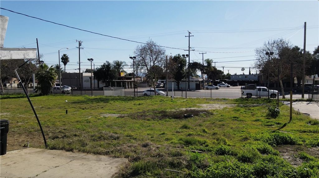 1137 E Mission Boulevard, Pomona, CA 91766 — photo 4