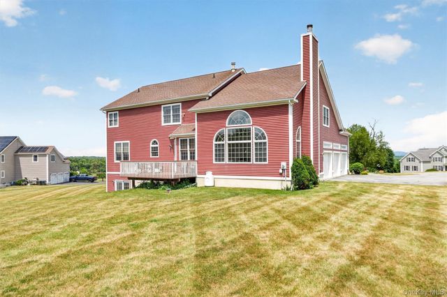 12 Brewster Court, Washingtonville, NY 10992
