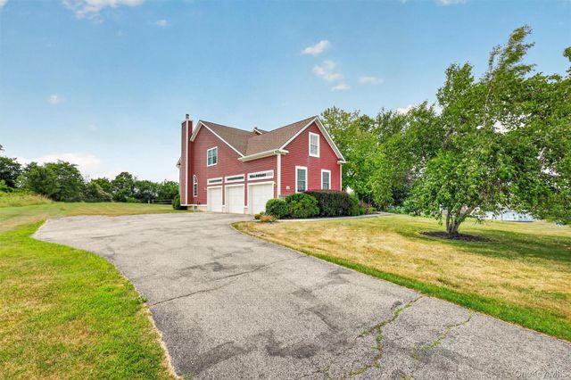 12 Brewster Court, Washingtonville, NY 10992