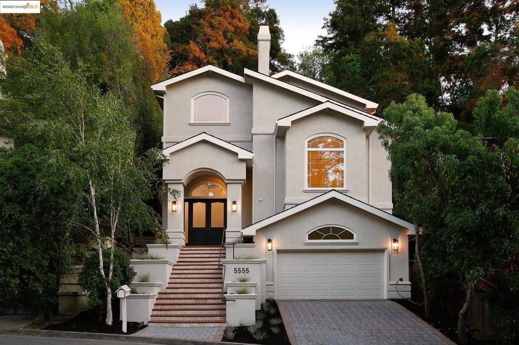 5555 Moraga Ave, Oakland, CA 94611