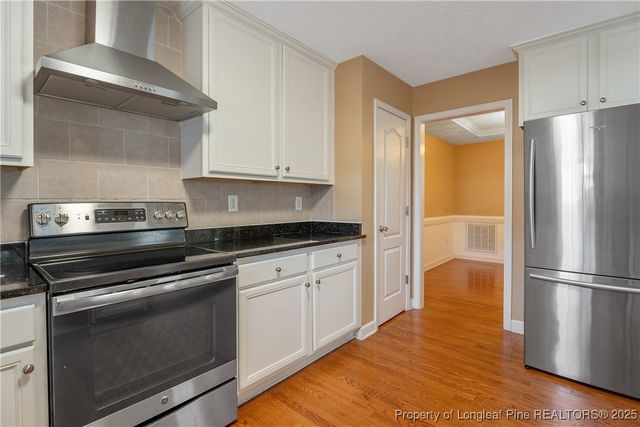 180 Barkley Court, Raeford, NC 28376