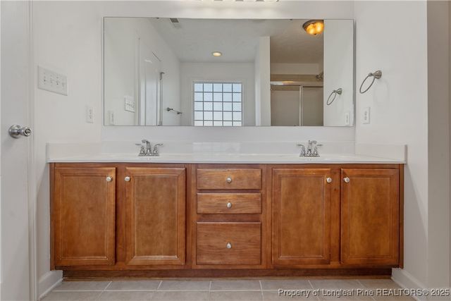 180 Barkley Court, Raeford, NC 28376