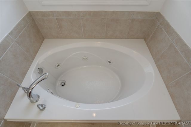 180 Barkley Court, Raeford, NC 28376