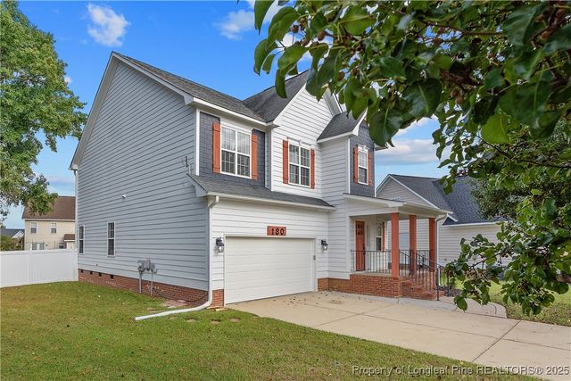 180 Barkley Court, Raeford, NC 28376