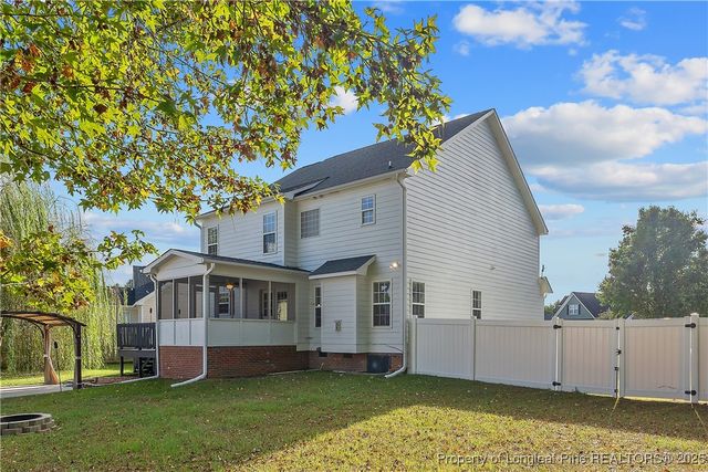 180 Barkley Court, Raeford, NC 28376