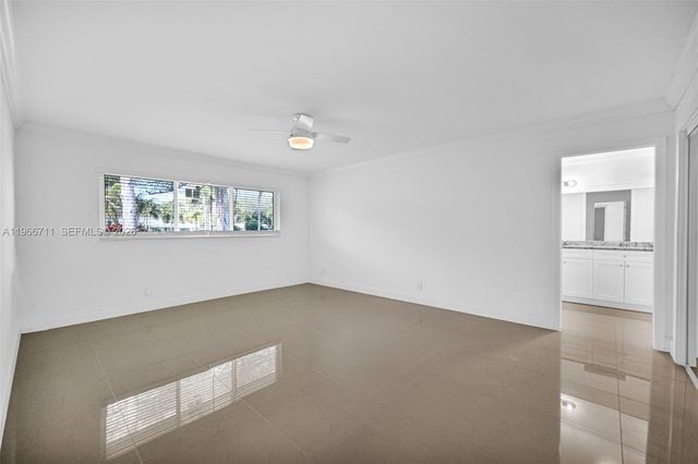820 E Cypress Ln V-38, Pompano Beach, FL 33069