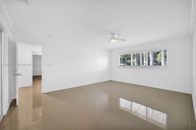 820 E Cypress Ln V-38, Pompano Beach, FL 33069