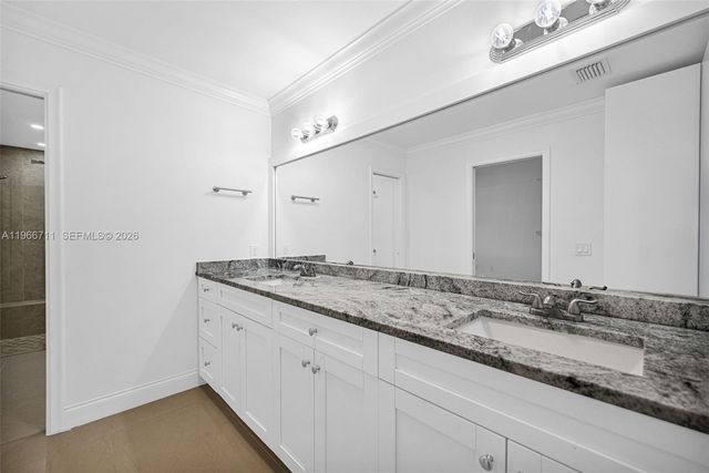 820 E Cypress Ln V-38, Pompano Beach, FL 33069