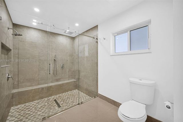 820 E Cypress Ln V-38, Pompano Beach, FL 33069