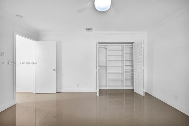 820 E Cypress Ln V-38, Pompano Beach, FL 33069