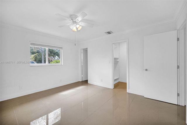 820 E Cypress Ln V-38, Pompano Beach, FL 33069