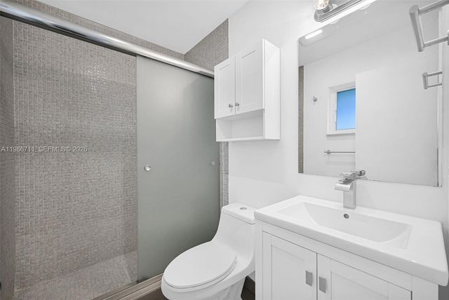820 E Cypress Ln V-38, Pompano Beach, FL 33069