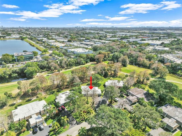 820 E Cypress Ln V-38, Pompano Beach, FL 33069