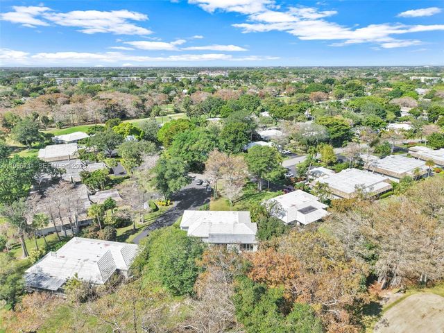 820 E Cypress Ln V-38, Pompano Beach, FL 33069