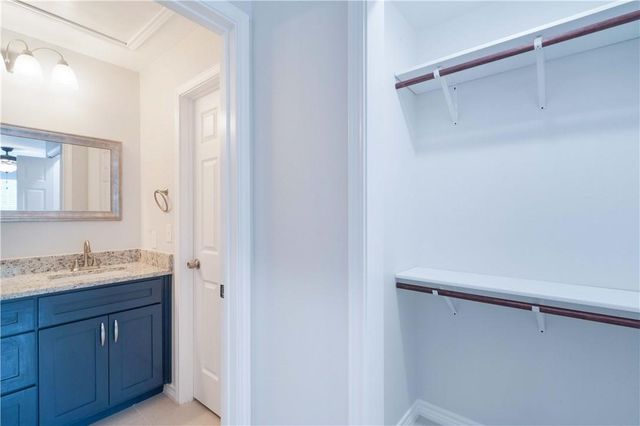 214 Lizzie ST A, Taylor, TX 76574