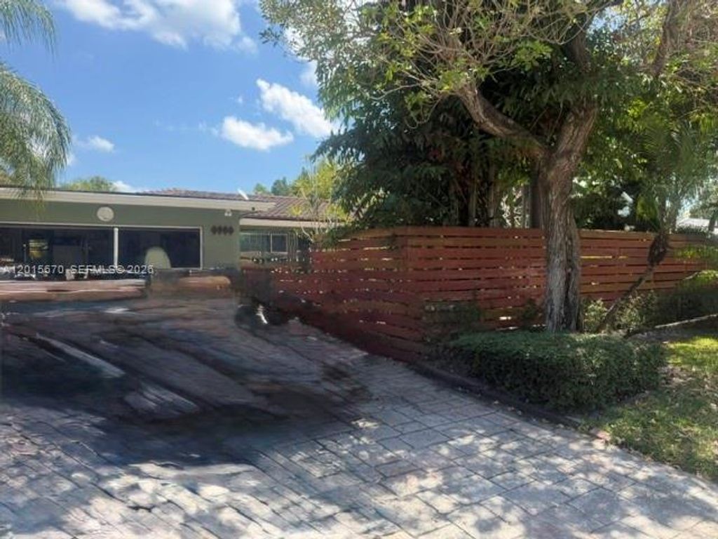 2900 NE 21st Ter, Fort Lauderdale, FL 33306