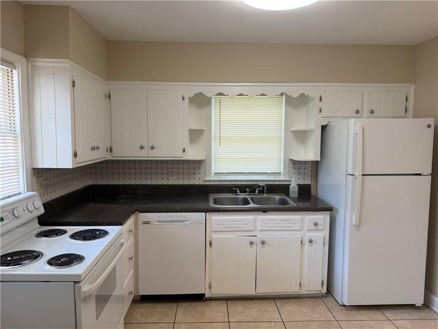 2298 Bryant Drive, East Point, GA 30344