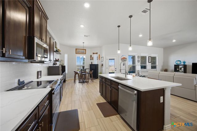 2520 Meadow Lark Drive, Killeen, TX 76542