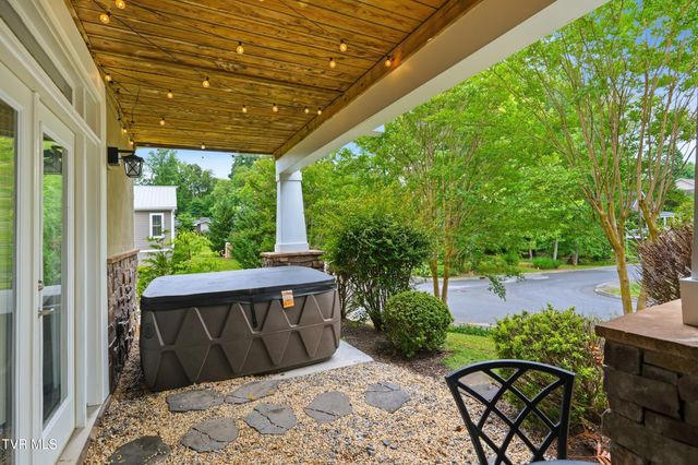 188 New Halifax Street, Jonesborough, TN 37659