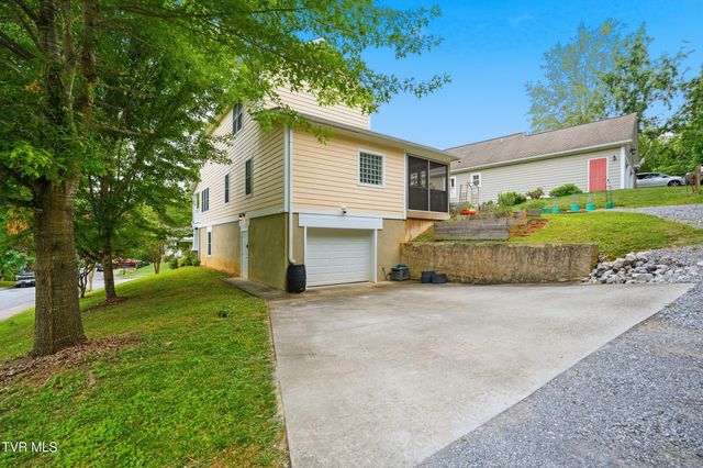 188 New Halifax Street, Jonesborough, TN 37659