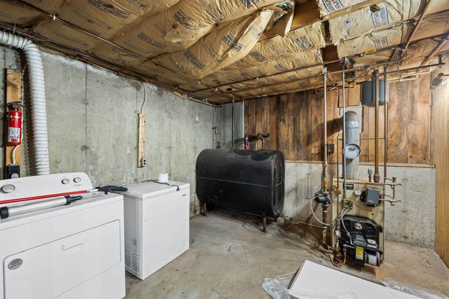 75 New Hampshire Drive, Webster, NH 03303