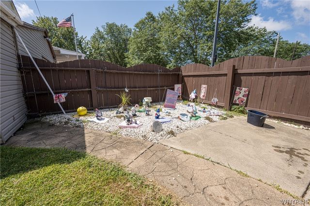 119 Madison Avenue, Lackawanna, NY 14218