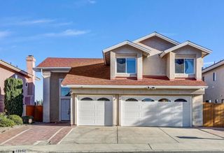13157 Russet Leaf Ln, San Diego, CA 92129