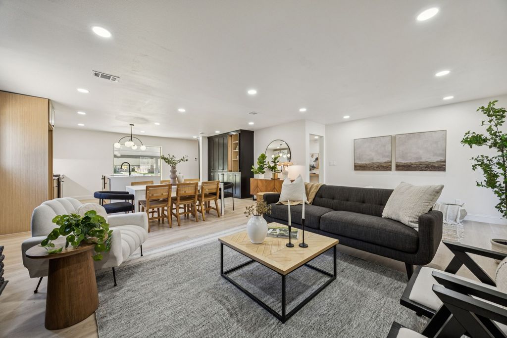 3115 Whirlaway Road, Dallas, TX 75229