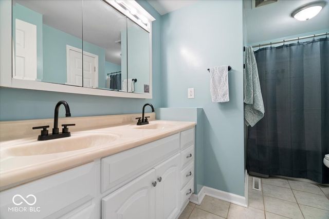 257 E 75th Street, Anderson, IN 46013