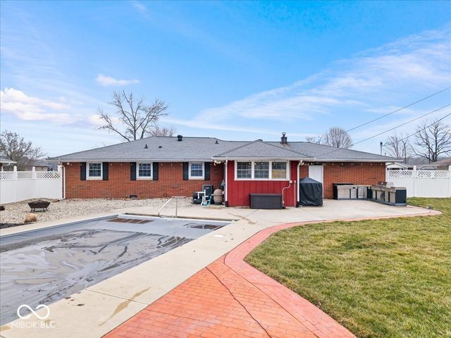 257 E 75th Street, Anderson, IN 46013