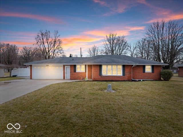 257 E 75th Street, Anderson, IN 46013