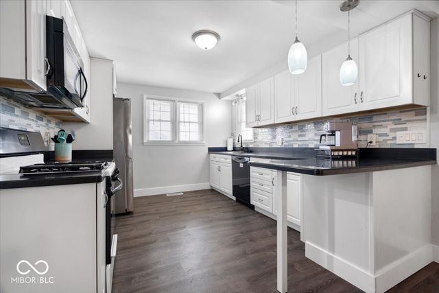 257 E 75th Street, Anderson, IN 46013