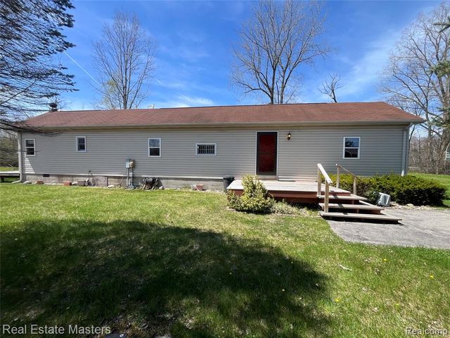 5117 Ravenswood Road, Kimball, MI 48074