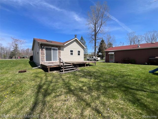 5117 Ravenswood Road, Kimball, MI 48074
