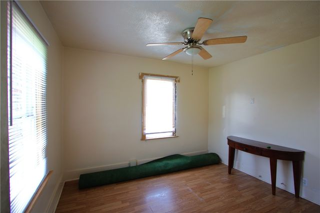 233 Allen Avenue, Donora, PA 15033