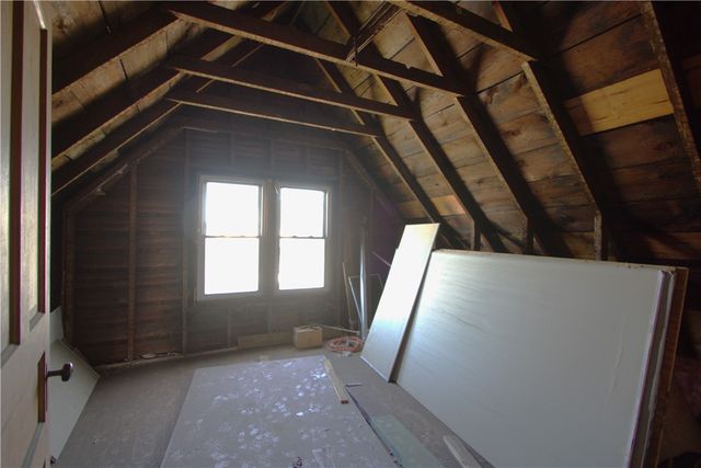 233 Allen Avenue, Donora, PA 15033